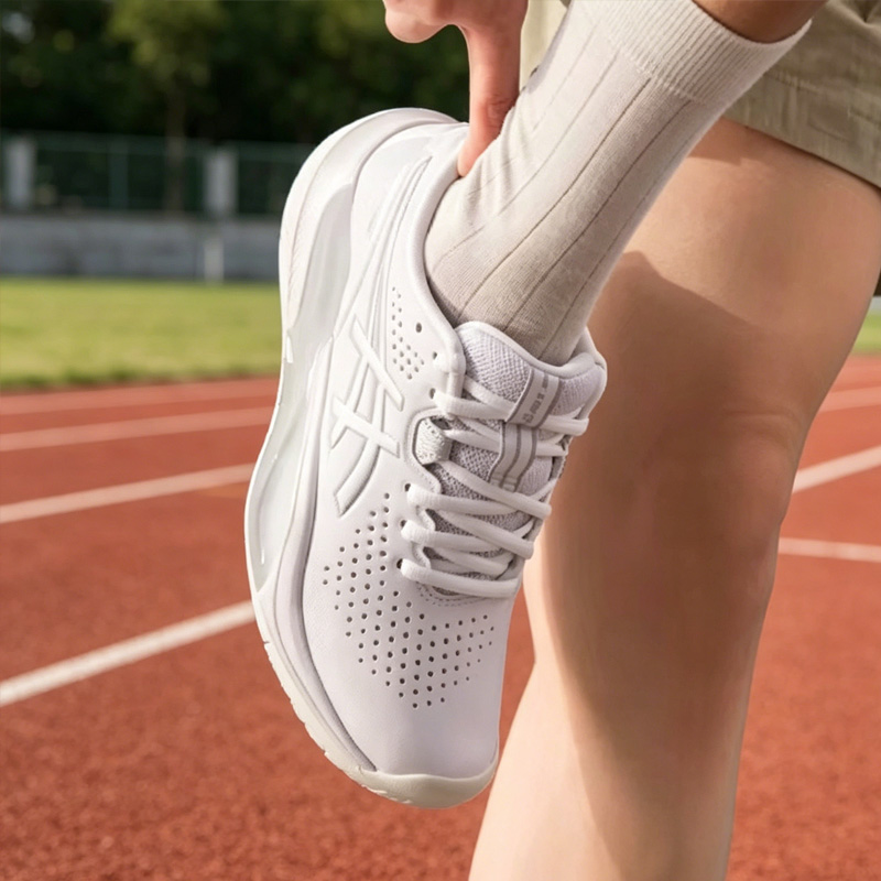 アシックス レディース テニスシューズ 軽量 通気性 滑り止 - Table Tennis Shoes Asics のレビューと価格